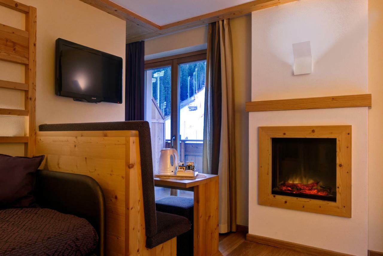 מדונה די קמפיליו Boutique Hotel Diana מראה חיצוני תמונה