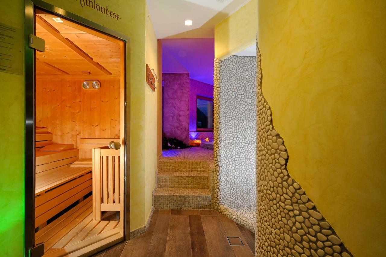 מדונה די קמפיליו Boutique Hotel Diana מראה חיצוני תמונה
